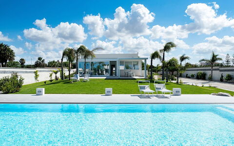 Casa Sunshine: Piscina, Recurso, Inmuebles, Eco Hotel, Villa, Mansión, Sombra, Hotel, Paisajismo