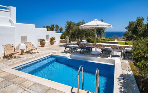 Guest House Levantes: Azul, Piscina, Recurso, Mueble Para Exteriores, Silla, Sunlounger, Inmuebles, Losa, Villa, Diseño
