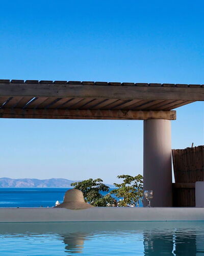 Halki Villa: Mar, Costeras Y Los Accidentes Geográficos Oceánico, Oceano, Sombra, Columna, Mueble Para Exteriores, Recurso, Costa, Estructura Al Aire Libre, Piscina