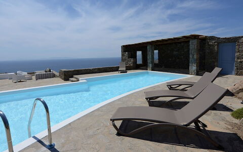 Krystalo: Piso, Suelo, Mar, Sombra, Recurso, Piscina, Loseta
