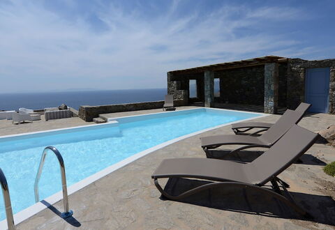 Krystalo: Piso, Suelo, Mar, Sombra, Recurso, Piscina, Loseta