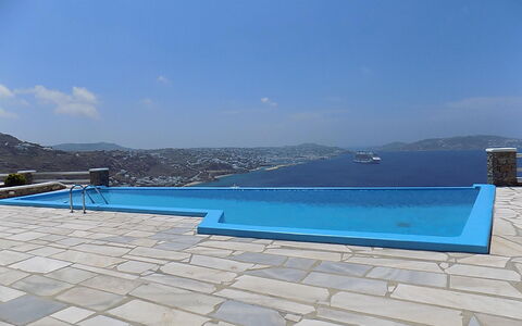 Rose Studio 1: Azul, Piscina, Material Compuesto, Loseta, Sombra, Recurso, Mueble Para Exteriores, Sunlounger, Losa
