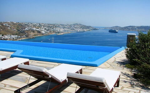 Rose Studio 2: Azul, Piscina, Recurso, Departamento, Hotel, Mueble Para Exteriores, Sunlounger, Eco Hotel, Ciudad De Vacaciones, Villa