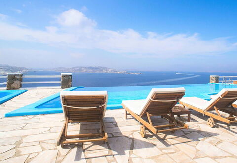 Rose Studio 2: Azul, Piscina, Recurso, Mar, Departamento, Mueble Para Exteriores, Oceano, Sombra, Villa, Hotel