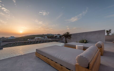 Thera Princess: Habitación, Diseño, Almohada, Arrojar La Almohada, Lecho, Cama, La Luz Del Día