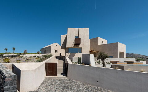 Thera Queen: Tiempo De Día, Arquitectura, Paisaje, Material Compuesto, Hormigón, Diseño, Configuración Del Brutalist, Villa