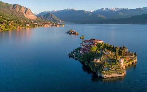 Villa Alina: Agua, Cuerpo De Agua, Costeras Y Los Accidentes Geográficos Oceánico, Camino Acuático, Lago, Costa, Atracción Turística, Mar, Cordillera