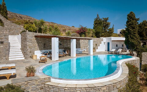 Villa Amaca: Azul, Arquitectura, Pared De Piedra, Losa, Piscina, Recurso, Villa, Eco Hotel