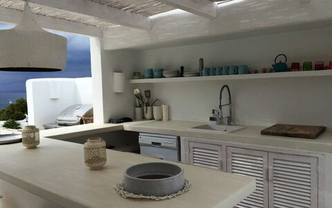 Villa Arenas: Mueble, Material Natural, Diseño, Mostrador, Cocina, Planta De Casa