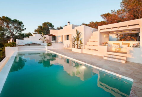Villa Arenas: Casa, Puerta, Inmuebles, Piscina, Villa, Escalera, Paisajismo, Recurso, Eco Hotel, Mansión