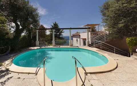 Villa Avion: Azul, Piscina, Material Compuesto, Recurso, Sombra, Mueble Para Exteriores, Eco Hotel, Villa, Ciudad De Vacaciones, Hacienda
