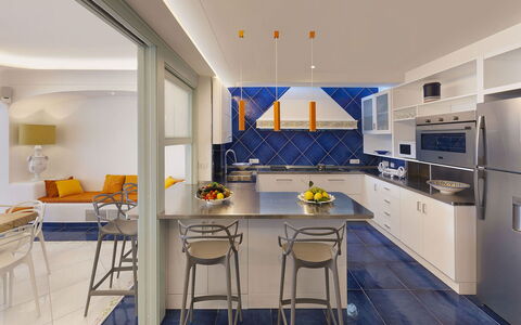 Villa Avion: Mueble, Diseño De Interiores, Cocina, Piso, Techo, Suelo, Mostrador, Encendiendo, Lámpara, Silla