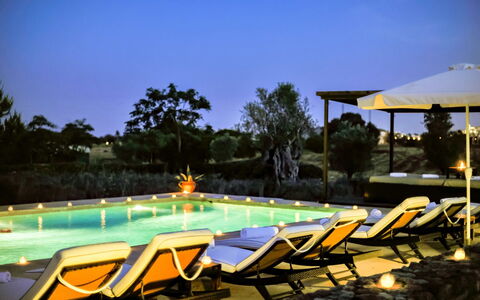 Finca Tonia: Piscina, Mueble Para Exteriores, Recurso, Paraguas, Mueble, Sunlounger, Ocio, Eco Hotel, Material Compuesto, Silla