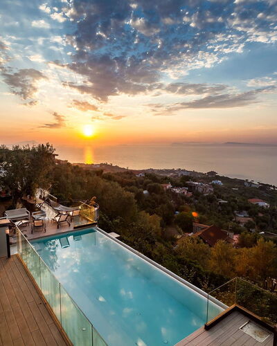 Villa Davide: Agua, Piscina, Recurso, Ocio, Oscuridad, Eco Hotel, Noche, Ciudad De Vacaciones, Hotel, Vacaciones