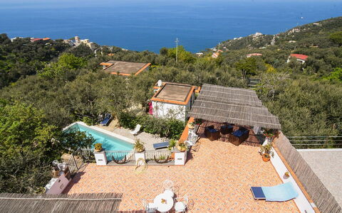 Villa del Mare: Recurso, Barrio Residencial, Piscina, Eco Hotel, Inmuebles, Vista Panorámica, Hill Station, Fotografía Aérea, Pueblo, Villa