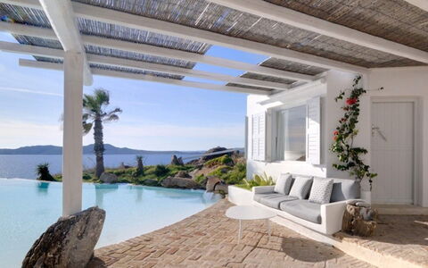 Villa Delos: Casa, Recurso, Piscina, Villa, Eco Hotel, Sombra, Inmuebles, Silla, Techo, Mueble Para Exteriores