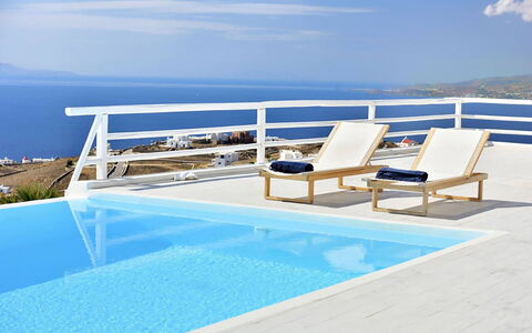 Villa Fabulous: Azul, Mueble Para Exteriores, Mueble, Recurso, Silla, Mar, Sombra, Eco Hotel, Oceano, Sunlounger