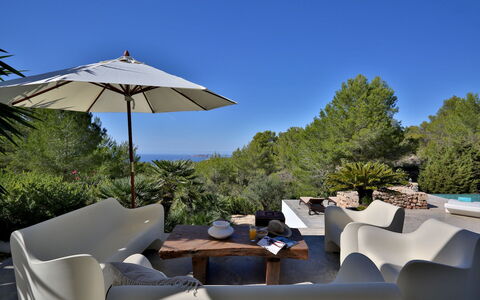 Villa Joya: Mueble, Mueble Para Exteriores, Silla, Sombra, Recurso, Paraguas, Jardín, Sunlounger, Eco Hotel, Paisajismo