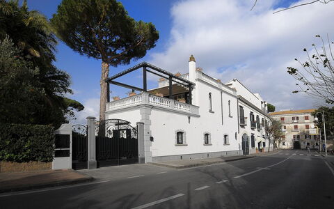 Villa Marion: Inmuebles, De Vehículos De Lujo, Mansión, Balcón, Hacienda, Villa