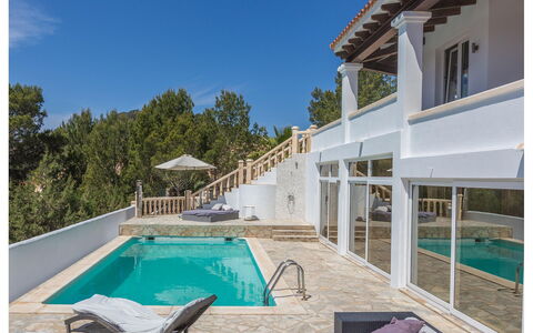 Villa Orion: Piscina, Barrio Residencial, Material Compuesto, Inmuebles, Recurso, Sombra, Villa, Eco Hotel, Mansión, Diseño