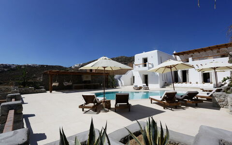 Villa Veneta: Cordillera, Mueble Para Exteriores, Recurso, Villa, Piscina, Eco Hotel, Paraguas, Ciudad De Vacaciones, Hotel