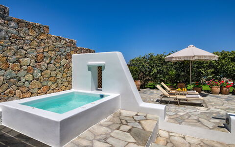 Guest House Sorokos: Piscina, Recurso, Diseño, Villa, Eco Hotel, Loseta