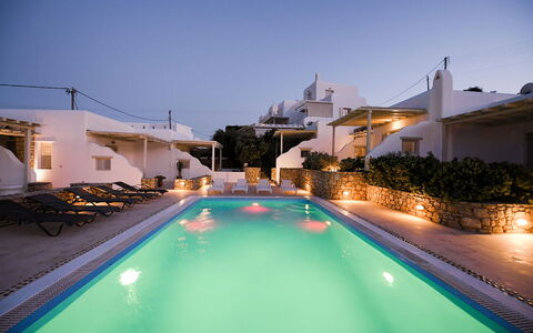 Marvi House: Hotel, Recurso, Piscina, Hotel Boutique
