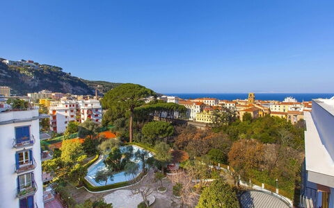 Casa Primavera: Departamento, Condominio, Jardín, Paisajismo, Hotel, Fuente, Ciudad De Vacaciones, Fuente De Agua