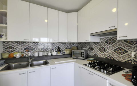 Casa Lubrense: Cocina, Aparato De Cocina, Electrodoméstico, Mostrador, Estufa De Cocina, Diseño De Interiores, Estufa, Estufa De Gas, Piso, Gabinetes