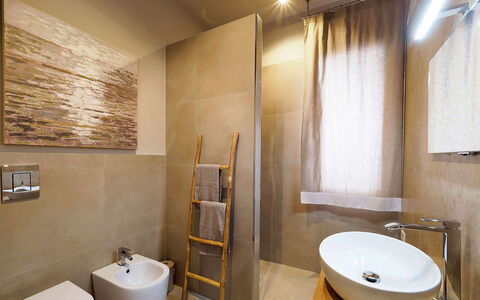 Mulberry House: Piso, Suelo, Pared, Arreglo De Tubería, Diseño De Interiores, Baño, Madera, Encendiendo, Loseta, Plomería