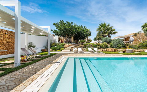 Sun Stone: Piscina, Recurso, Inmuebles, Eco Hotel, Jardín, Paisajismo, Hacienda, Sombra, Villa, Mueble Para Exteriores