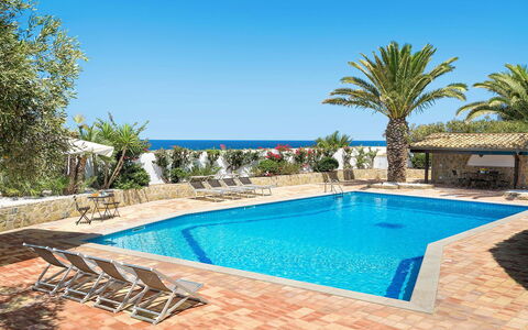 Cala Diletta: Azul, Piscina, Recurso, Mueble Para Exteriores, Eco Hotel, Zona Tropical, Sombra, Sunlounger, Balneario