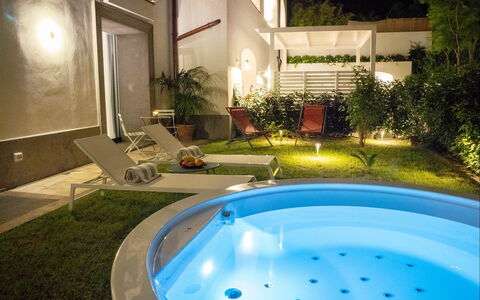 Suite Plumbago: Piscina, Recurso, Diseño, Planta De Casa, Hotel, Mueble Para Exteriores, Eco Hotel, La Iluminación Del Paisaje, Patio