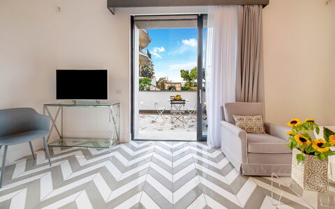 Suite Agave: Piso, Suelo, Diseño De Interiores, Mueble, Habitación, Sala, Departamento, Suelos De Madera, Techo, Silla