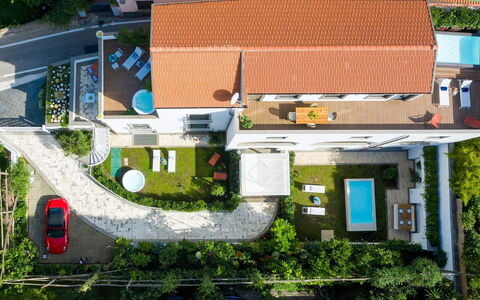 Suite Agave: Barrio Residencial, Casa, Casa, Barrio, Techo, Diseño Urbano, Paisajismo, Inmuebles, Jardín, Suburbio