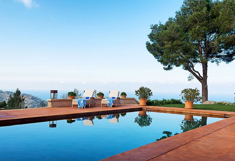 Villa Gem: Piscina, Recurso, Mar, Eco Hotel, Mueble Para Exteriores, Costa, Maceta, Ciudad De Vacaciones, Paisajismo, Sunlounger