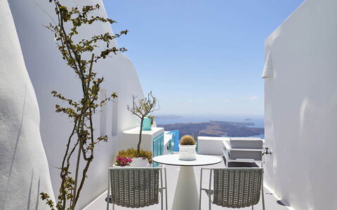 Neli Suite: Mueble, Silla, Mesa, Casa, Departamento, Cocina Y Comedor Mesa, Balcón, Mesa De Café, Mueble Para Exteriores, Restaurante