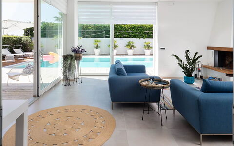 Villa Rossini: Mueble, Diseño De Interiores, Piso, Suelo, Sofá, Madera, Silla, Mesa, Sala, Encendiendo