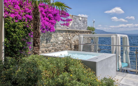 Villa Marina Grande: Mar, Arreglo De Tubería, Oceano, Costa, Planta De Casa, Maceta, Recurso, Bañera, Piscina, Balcón