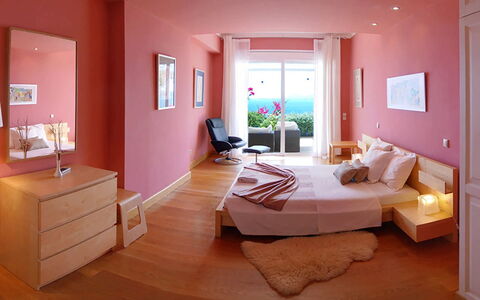 Villa Aspro: Mueble, Diseño De Interiores, Cama, Pared, Habitación, Suelo, Piso, Habitación, Textil, Sábana