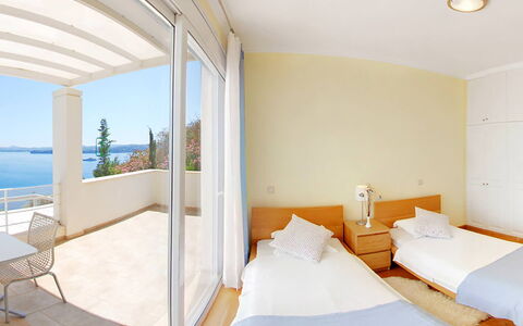 Villa Azzurra: Departamento, Balcón, Recurso, Manchas De Madera, Hotel, Eco Hotel, Villa, Ático