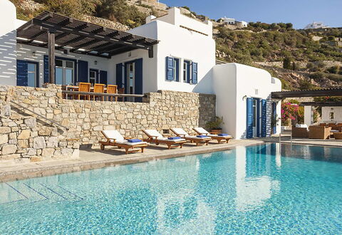 Villa Ariano: Azul, Piscina, Recurso, Eco Hotel, Mueble Para Exteriores, Silla, Ciudad De Vacaciones, Sunlounger, Villa, Hotel