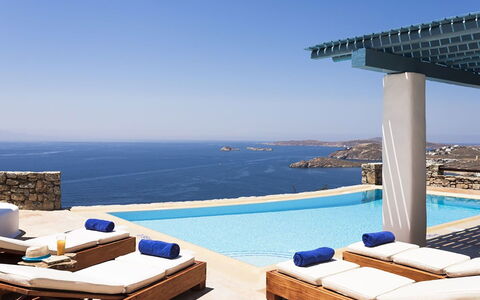Villa Elpida: Azul, Piscina, Recurso, Mueble Para Exteriores, Mar, Villa, Eco Hotel, Sunlounger, Sombra, Hotel