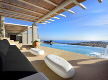 Villa Ivory
