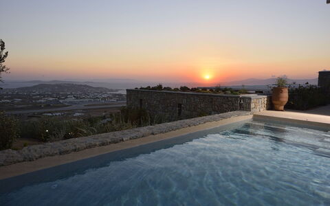 Villa Blue Moon: Oscuridad, Noche, Piscina, Puesta De Sol