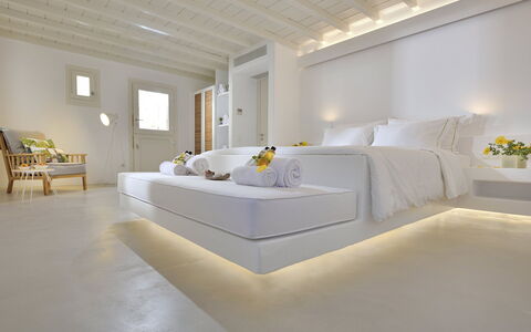 Villa Stardust: Diseño De Interiores, Encendiendo, Techo, Piso, Suelo, Habitación, Lámpara, Cama, Lecho, Hotel