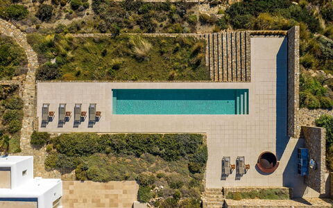 Villa Virgil: Piscina