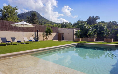 Villa Allegra: Piscina, Recurso, Material Compuesto, Fuente De Agua, Eco Hotel, Jardín, Paisajismo, Thermae, Hacienda, Paraguas