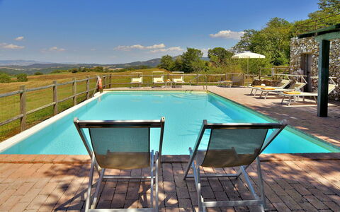 Villa Ghirlanda: Piscina, Mueble Para Exteriores, Mueble, Recurso, Eco Hotel, Silla, Sunlounger, Sombra, Villa, Thermae