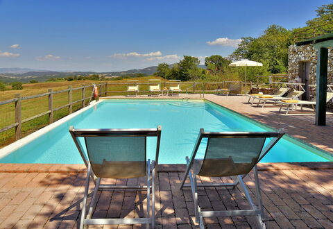Villa Ghirlanda: Piscina, Mueble Para Exteriores, Mueble, Recurso, Eco Hotel, Silla, Sunlounger, Sombra, Villa, Thermae